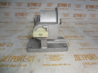 Кронштейн фильтра охлаждающей жидкости Cummins 6L 8.9 3945110 (4942870, 4940629) фото запчасти