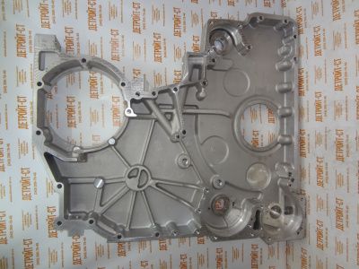 Крышка шестерен (передняя) 3017318 (4094813, 3073218) фото запчасти