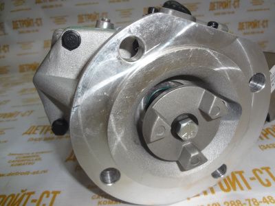 Насос топливный Cummins K38, K50 3080521 фото запчасти