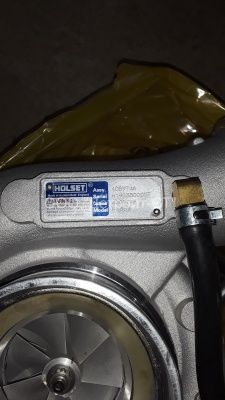 Турбонагнетатель Cummins 4089746 (4042667, 4955156, 4035376, 4038209, 4038289, 4038598, 4038471, 3598036, 3595159, 4044890) фото запчасти